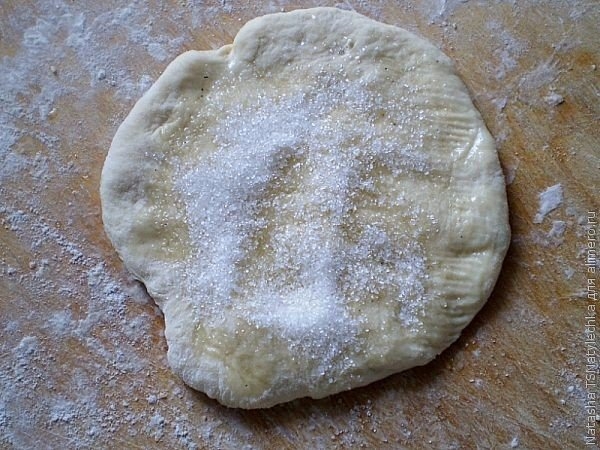 Пышные сахарные булочки Пышные сахарные булочки
