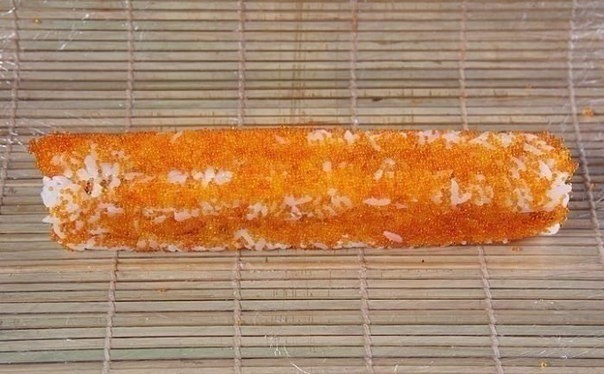 Роллы Калифорния — любимая вкуснятина девушек! Роллы Калифорния — любимая вкуснятина девушек!