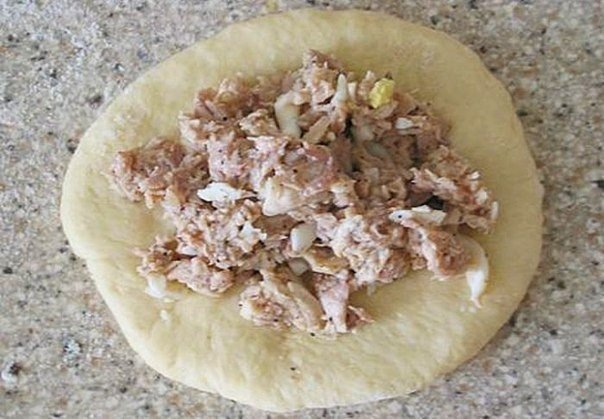 Пирожки с курицей Пирожки с курицей