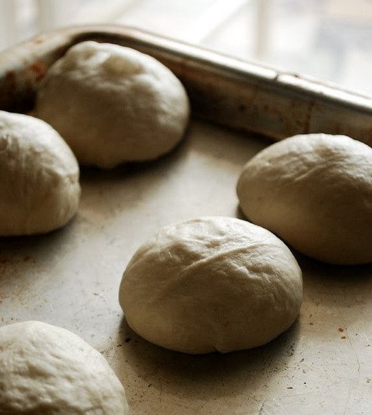 Булочки с сырной начинкой Булочки с сырной начинкой