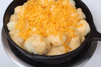 Цветная капуста, запеченная в духовке с сырным соусом. Цветная капуста, запеченная в духовке с сырным соусом.