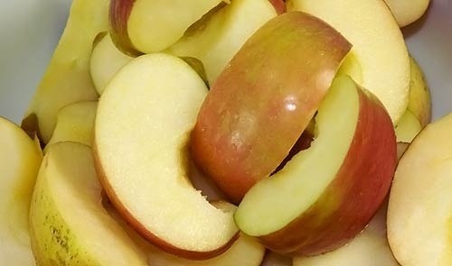 Утка запеченная с яблоками Утка запеченная с яблоками
