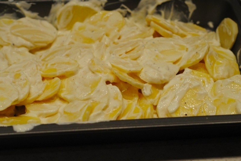 Картофель с шампиньонами в сметане Картофель с шампиньонами в сметане
