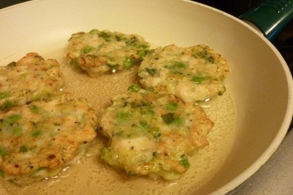 Оладьи из куриного фарша Оладьи из куриного фарша