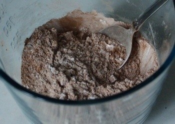 Шоколадные капкейки с шоколадным кремом Шоколадные капкейки с шоколадным кремом