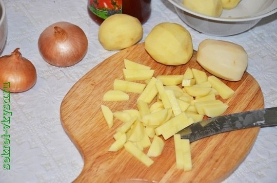 Солянка мясная с картофелем