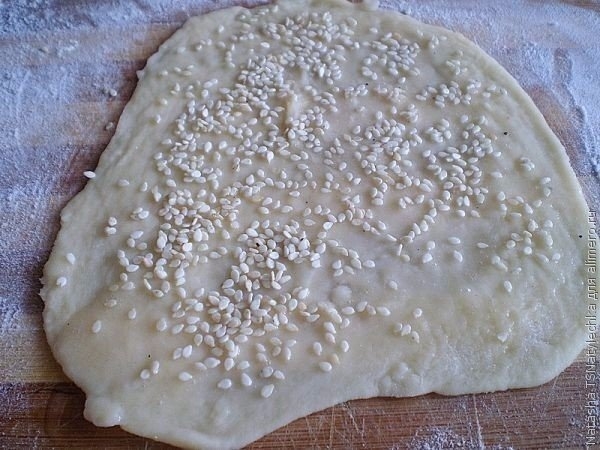 Сырные трубочки с кунжутом Сырные трубочки с кунжутом