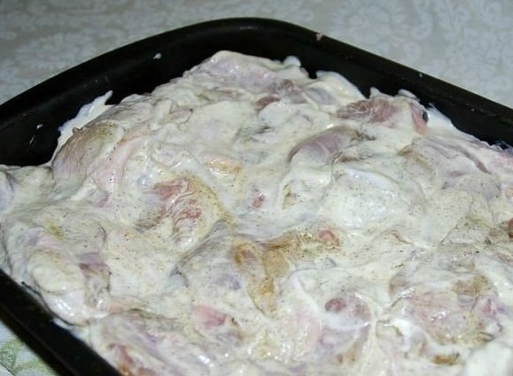 Курица, запеченная с гречкой. Курица, запеченная с гречкой.