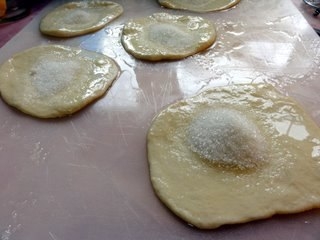 Плюшка сахарная Плюшка сахарная