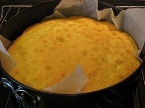 Пирог на сгущенном молоке с кремом из творога. Пирог на сгущенном молоке с кремом из творога.
