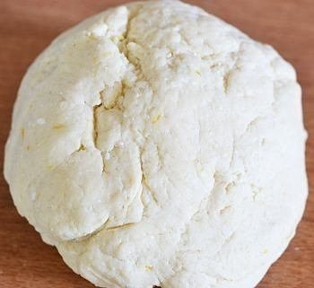 Пирог с вишней и творогом Пирог с вишней и творогом