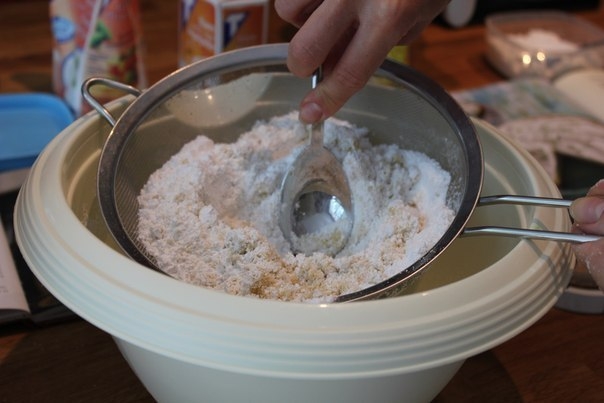 Клубничные макарон Клубничные макарон