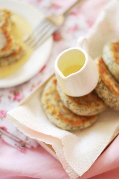 Сырники с маком Сырники с маком