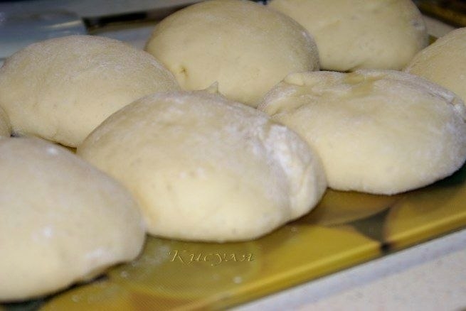 Пирожки с мясной начинкой Пирожки с мясной начинкой