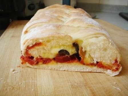 Кальцоне Кальцоне