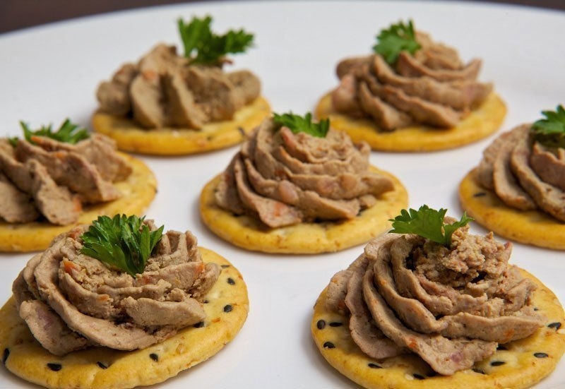 Фингер фуд с паштетом из куриной печени технологическая карта