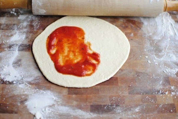 Домашняя закрытая пицца Домашняя закрытая пицца