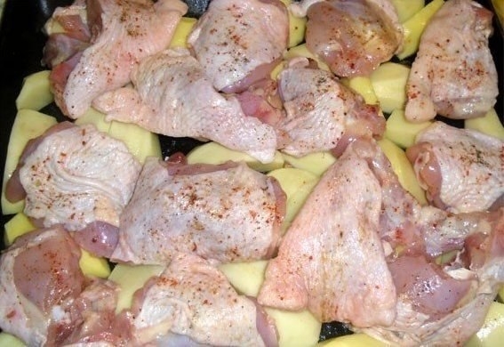 Куриные бедрышки в духовке Куриные бедрышки в духовке
