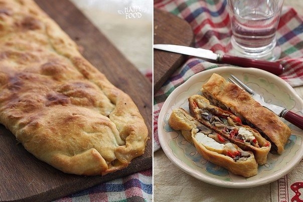 Закрытый овощной пирог с сыром и грибами