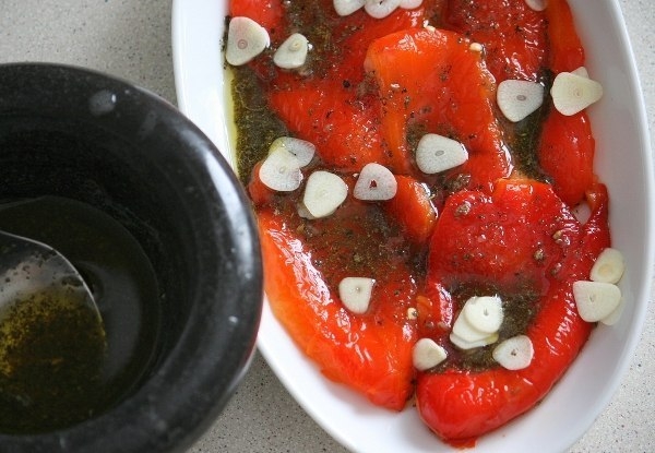 Маринованные печеные перцы Маринованные печеные перцы