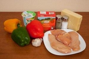 Лодочки из перца, фаршированные куриным филе Лодочки из перца, фаршированные куриным филе