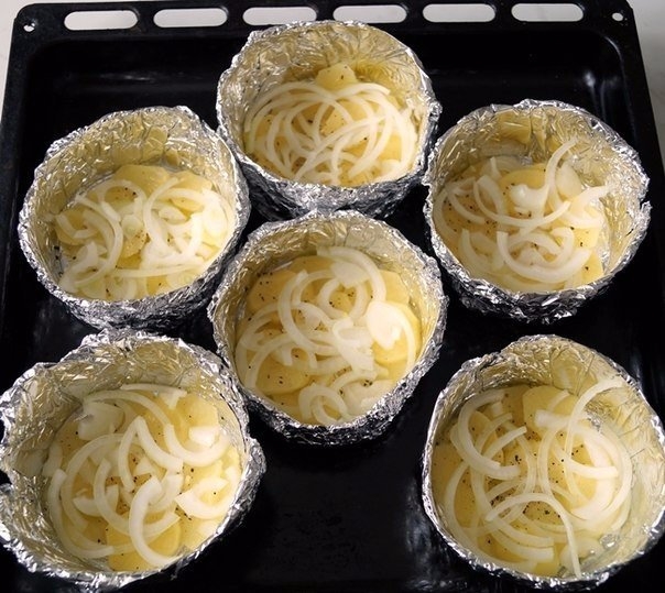 Куриное филе сюрприз, запечённое в фольге. Куриное филе сюрприз, запечённое в фольге.