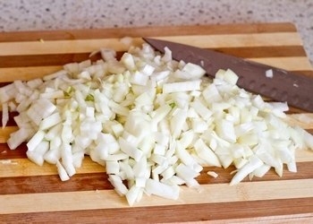 МЯСНОЙ РУЛЕТ С ВАРЕНЫМИ ЯЙЦАМИ МЯСНОЙ РУЛЕТ С ВАРЕНЫМИ ЯЙЦАМИ