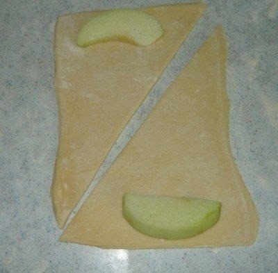Слойки с яблоками Слойки с яблоками