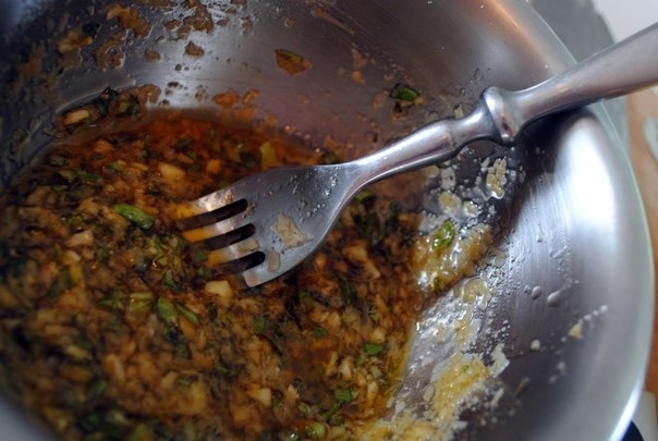 Куриные ножки с пармезаном и чесноком Куриные ножки с пармезаном и чесноком