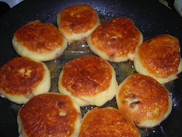 Творожники с изюмом Творожники с изюмом