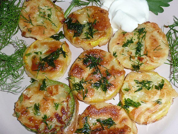 Кабачки в чесночном кляре Кабачки в чесночном кляре