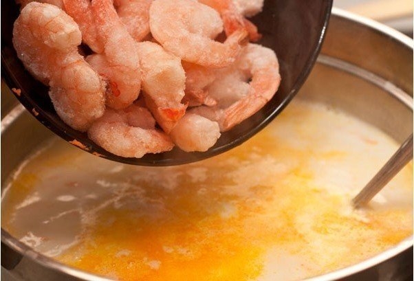 Сырный суп с морковью и креветками Сырный суп с морковью и креветками