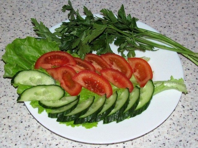 Рулеты из лаваша с копчёной курицей Рулеты из лаваша с копчёной курицей