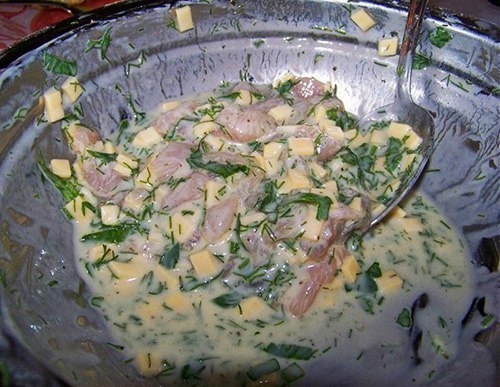 Куриные оладьи с сыром на кефире Куриные оладьи с сыром на кефире