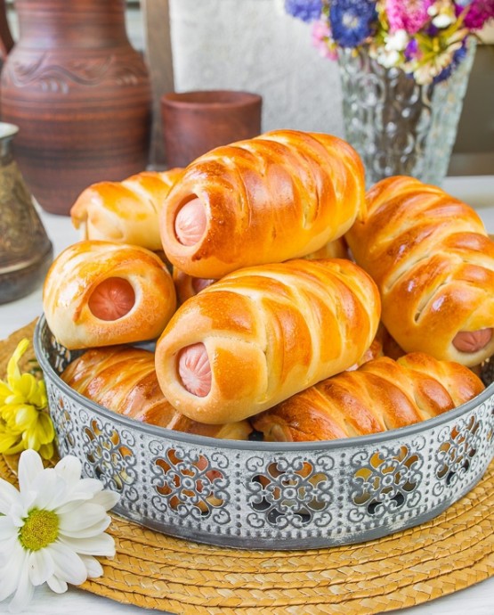 Булочки с сосисками Булочки с сосисками