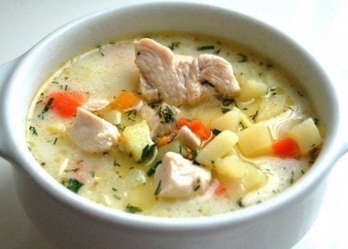 ​Нежнейший сырный суп с курицей