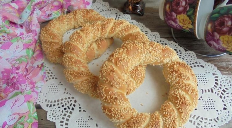 Симит (турецкие бублики) Симит (турецкие бублики)