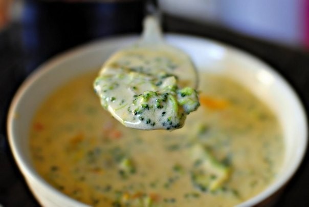 ​Сырный суп с брокколи