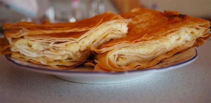 Сырный пирог из армянского лаваша Сырный пирог из армянского лаваша