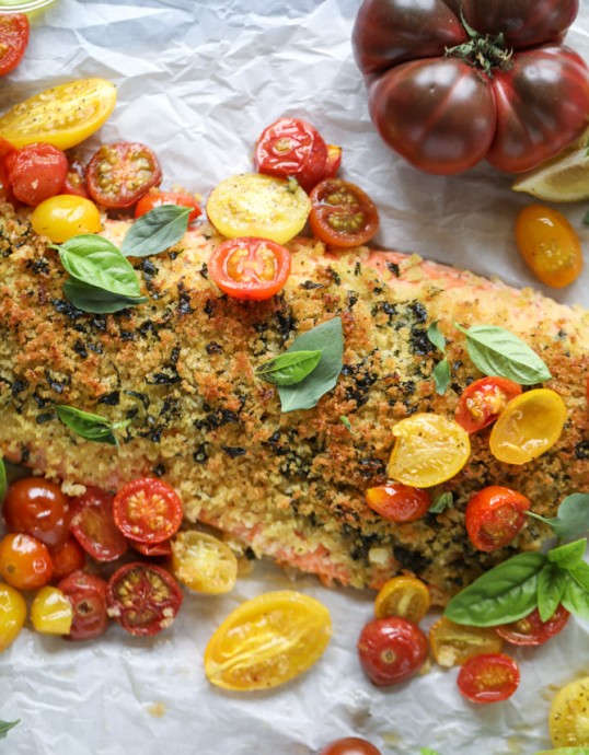 Форель с хрустящей корочкой и черри Форель с хрустящей корочкой и черри