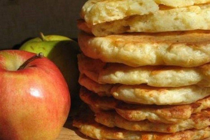 Кукурузные лепёшки с яблоком Кукурузные лепёшки с яблоком