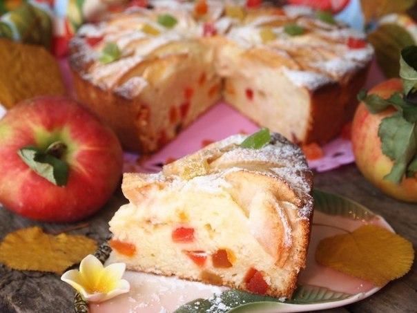 ​Творожно-яблочный пирог "Краски осени"