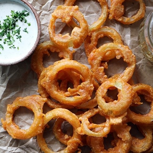 Луковые кольца в пивном кляре Луковые кольца в пивном кляре