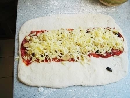 Кальцоне Кальцоне