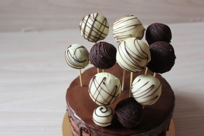​Шоколадные кейк-попсы в мультиварке