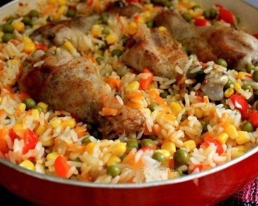 ​Курица с рисом и овощами по-каталонски