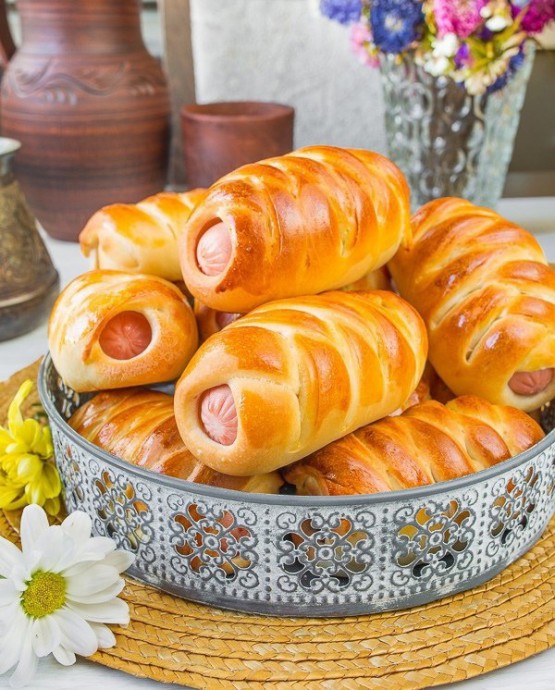 Булочки с сосисками Булочки с сосисками