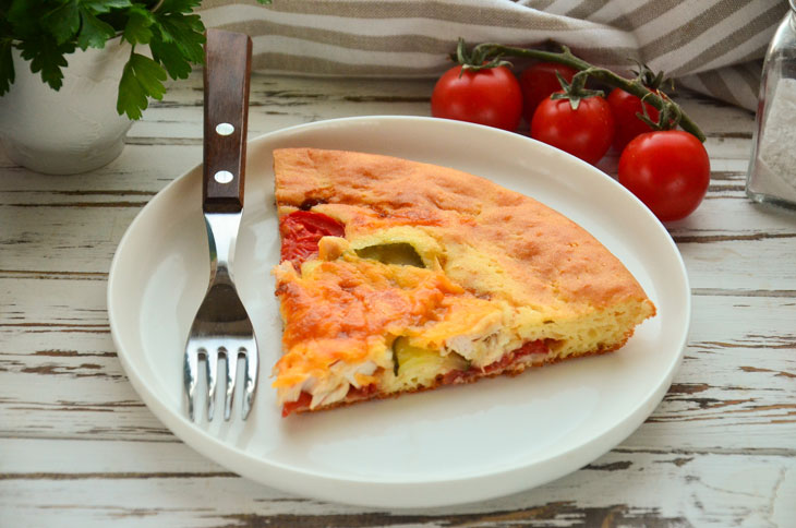 Пицца на кефире с курицей и огурцами Пицца на кефире с курицей и огурцами