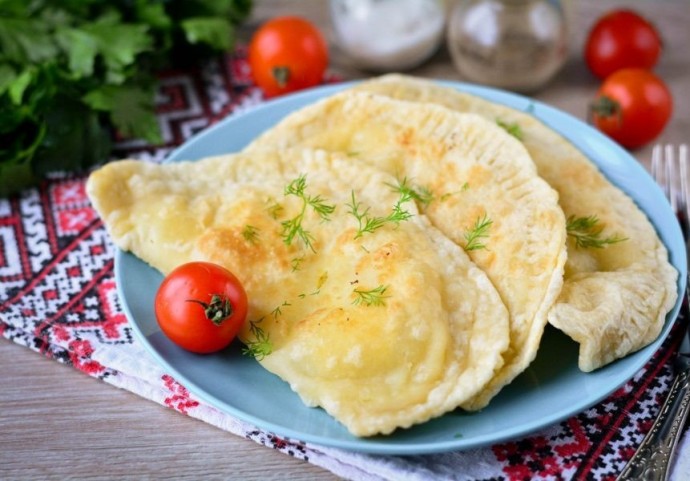 ​Чебуреки с картошкой