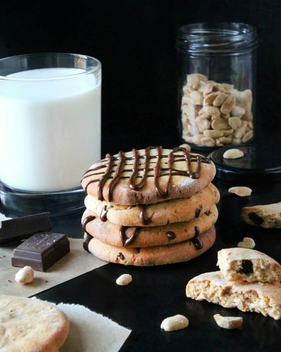 ​Печенье с арахисовой пастой и шоколадом